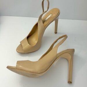 BCBG Generation Leather Beige Sling Back Stiletto size 9